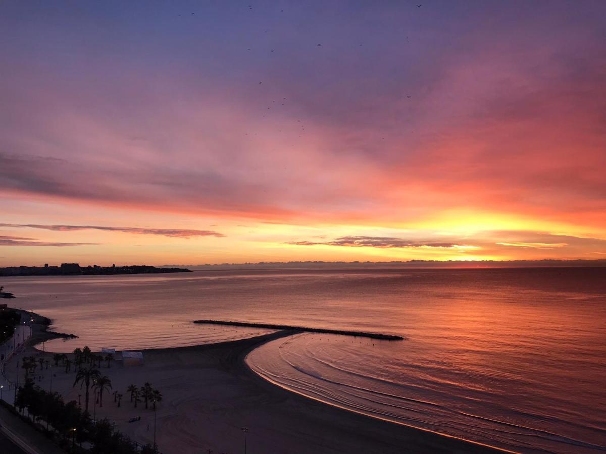 Apartamento Con Vistas Al Mar Primera Linea De Playa Del Postiguet Lejlighed Alicante Eksteriør billede