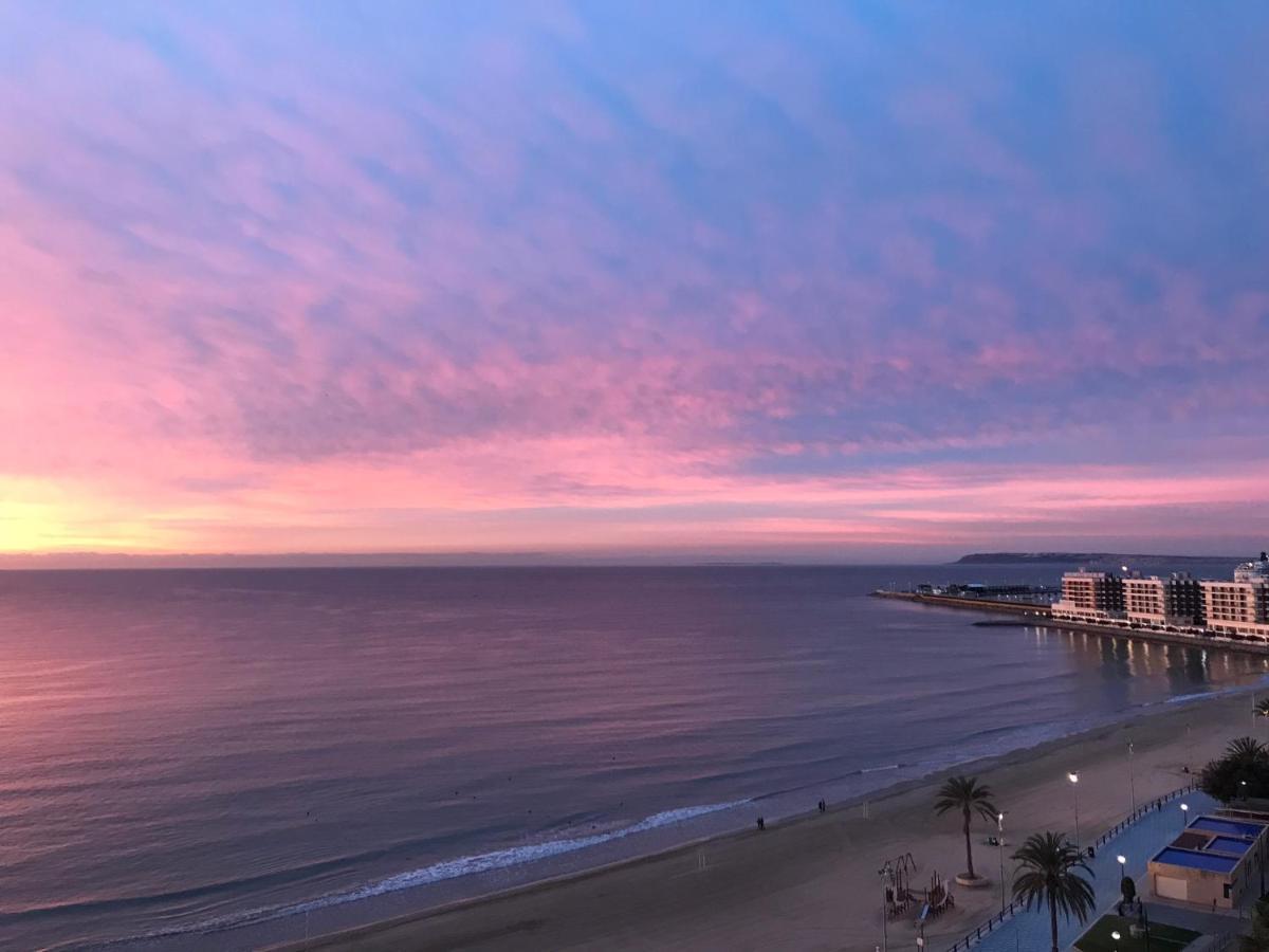 Apartamento Con Vistas Al Mar Primera Linea De Playa Del Postiguet Lejlighed Alicante Eksteriør billede