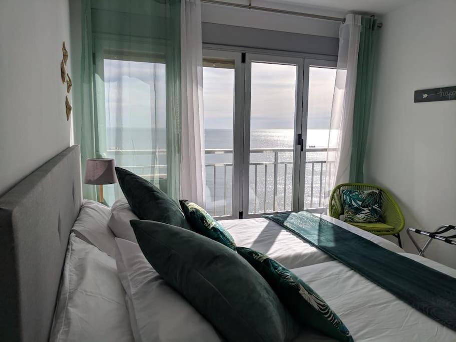 Apartamento Con Vistas Al Mar Primera Linea De Playa Del Postiguet Alicante Eksteriør billede