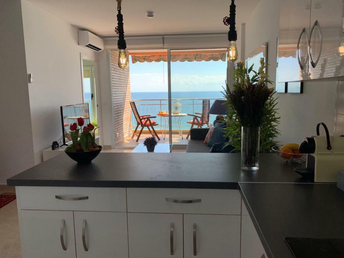 Apartamento Con Vistas Al Mar Primera Linea De Playa Del Postiguet Lejlighed Alicante Eksteriør billede